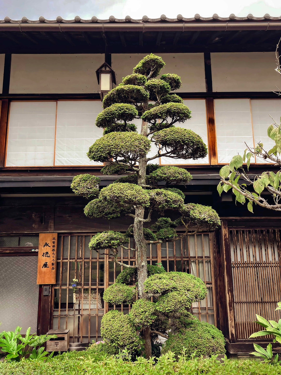 SET OF 2 - TSUMAGO ON THE NAKASENDO, JAPAN