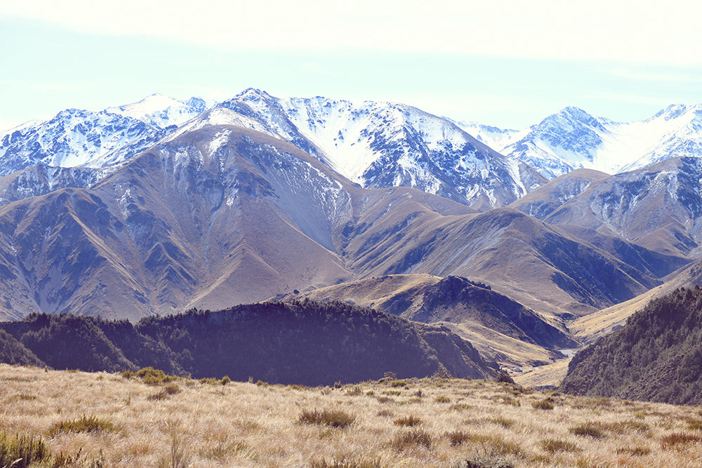 WOOLSHED CREEK HUT, SOUTHERN ALPS, NEW ZEALAND